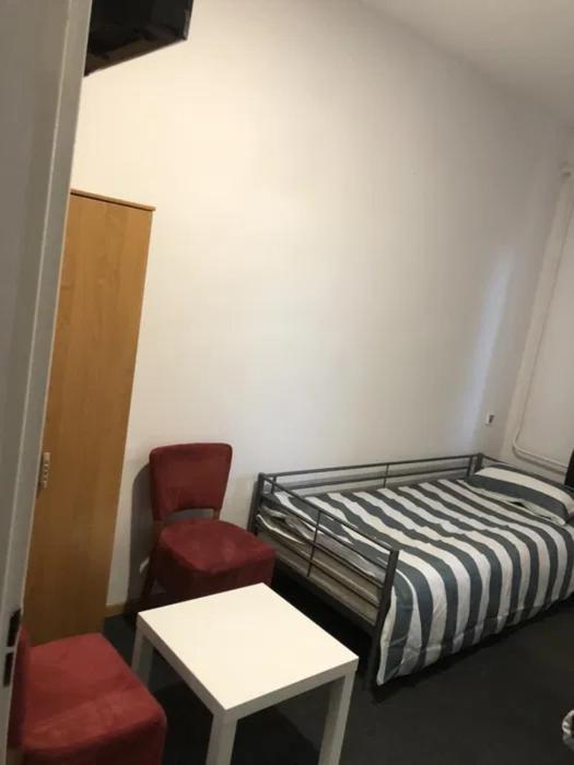Hostel Leszno Ul.Uslugowa Экстерьер фото
